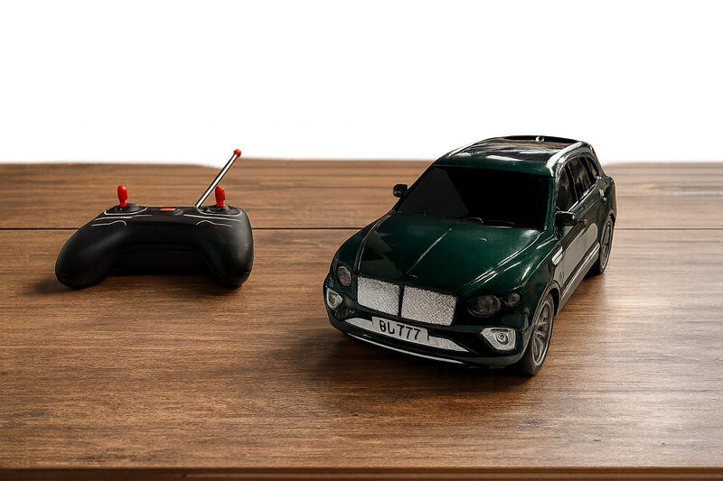 RC Model Car – 1:16 Scale Remote Control SUV