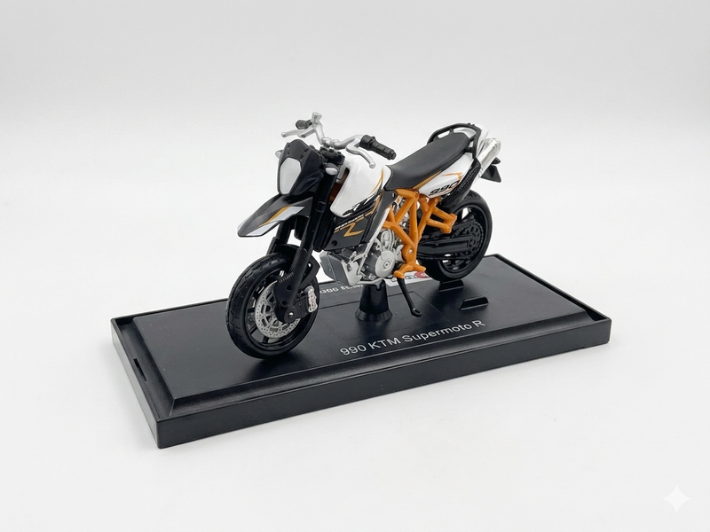 Bburago 1:18 Scale KTM 990 Supermoto Diecast Motorcycle Model