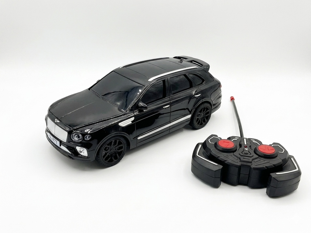 L.M. Toys 1:16 Scale High-Speed Off-Road Remote Control Model Car