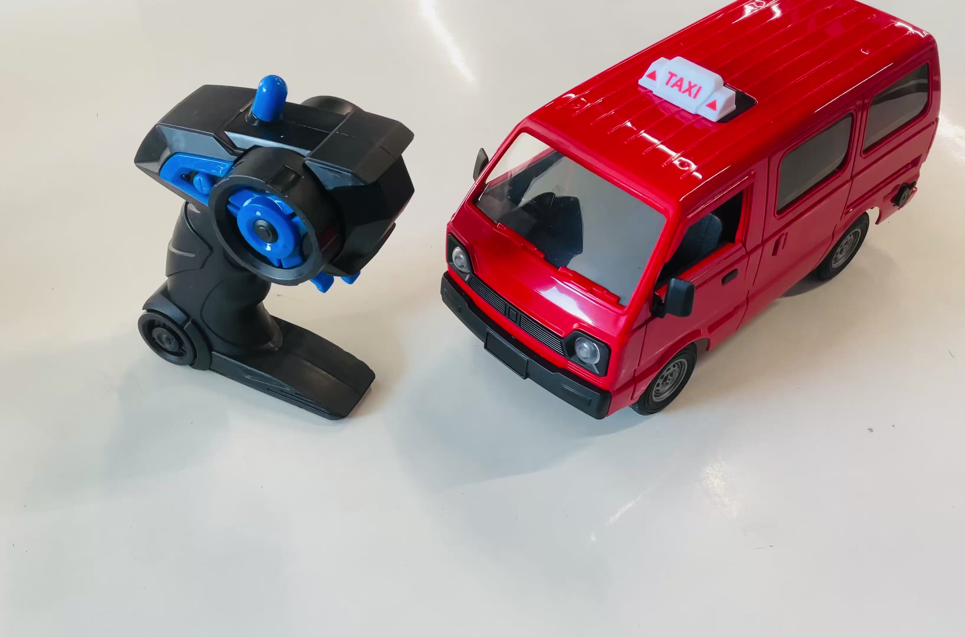 Remote Control Angkot Mas Basuri Toy Van omini